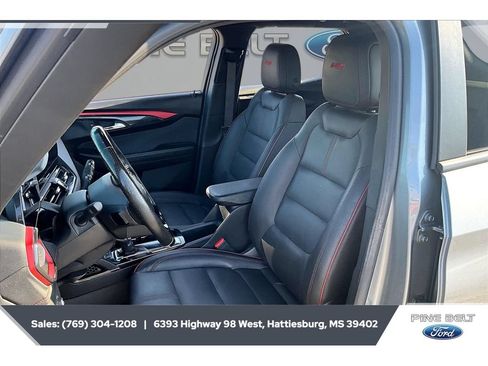 Used 2024 Chevrolet TrailBlazer RS FWD image 19