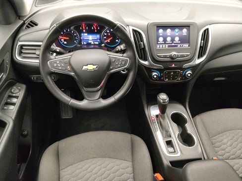 Used 2020 Chevrolet Equinox LT w/ Driver Convenience Package FWD image 22