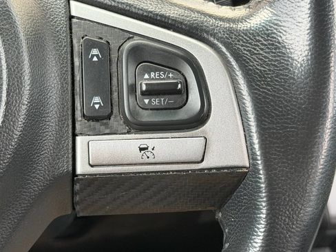 Used 2015 Subaru Legacy 3.6R Limited AWD/4WD image 32