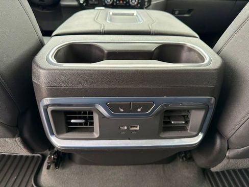 Used 2022 Chevrolet Silverado 1500 LTZ w/ LTZ Premium Package AWD/4WD image 17