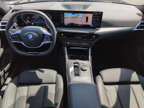 Used 2025 BMW i4 eDrive40 w/ Parking Assistance Package RWD image 29