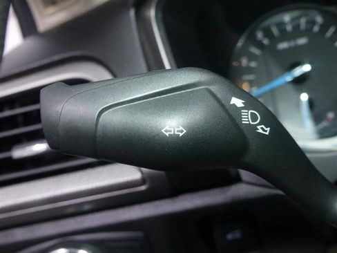 Used 2018 Ford Fusion SE image 33