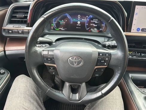 Used 2023 Toyota Crown w/ Advanced Technology Package AWD/4WD image 10