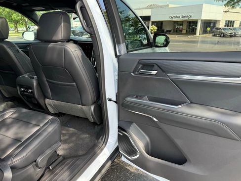 New 2026 GMC Acadia Elevation w/ Elevation Premium Package image 33