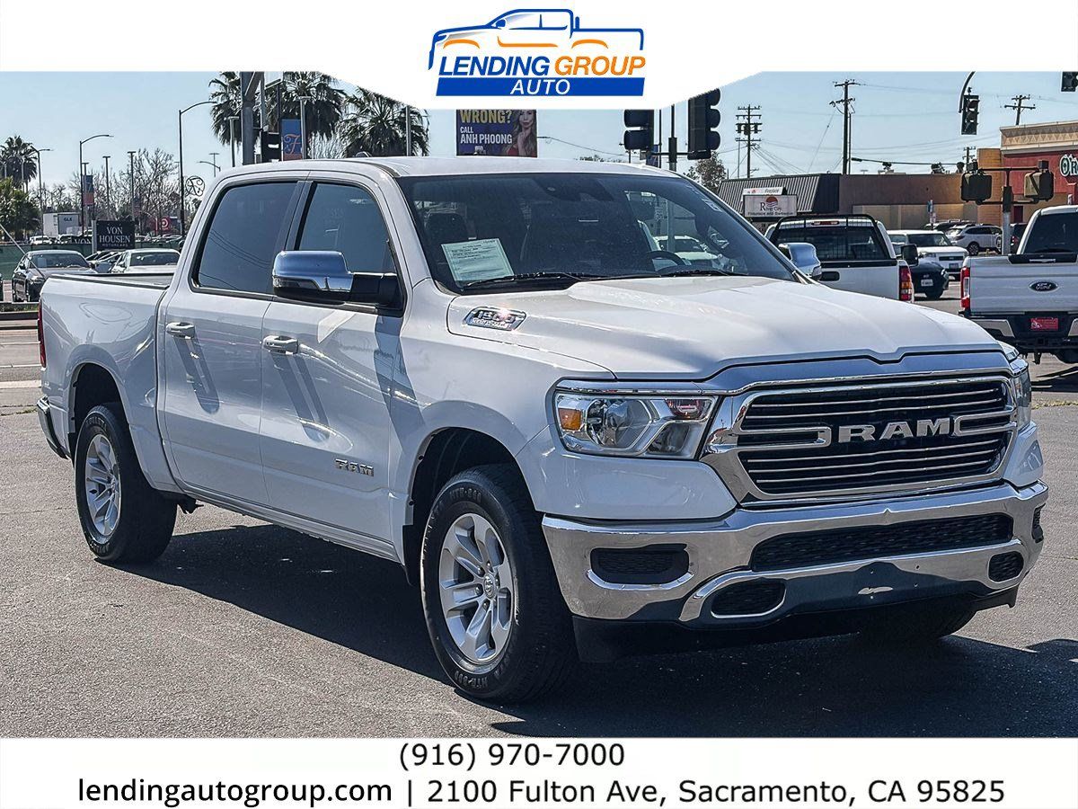 Used 2023 RAM 1500 Laramie AWD/4WD image 5