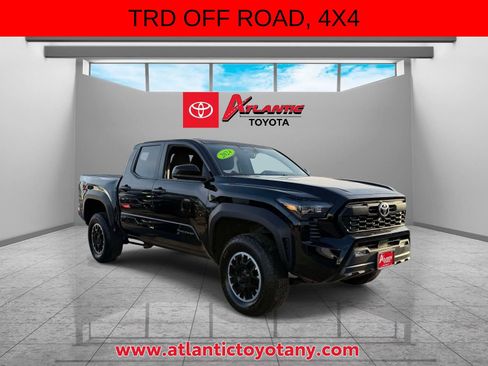 Used 2024 Toyota Tacoma TRD Off-Road AWD/4WD image 1