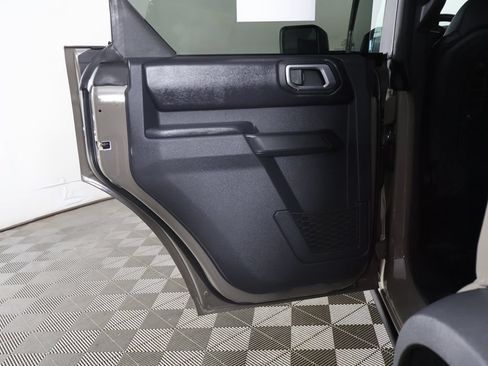 Used 2025 Ford Bronco Badlands AWD/4WD image 24