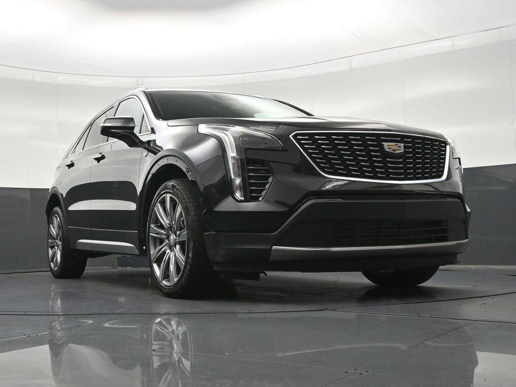 Used 2023 Cadillac XT4 Premium Luxury w/ Driver Assist Package FWD image 29