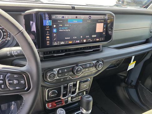 New 2026 Jeep Gladiator Mojave AWD/4WD image 12