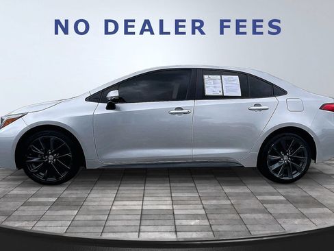 Used 2024 Toyota Corolla SE FWD image 30