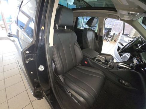 Used 2023 Acura MDX FWD image 25