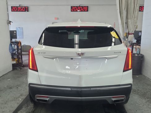 Used 2024 Cadillac XT5 Premium Luxury FWD image 6