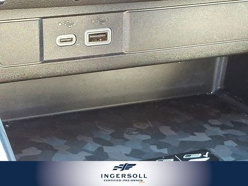 Used 2024 GMC Canyon AT4X image 29