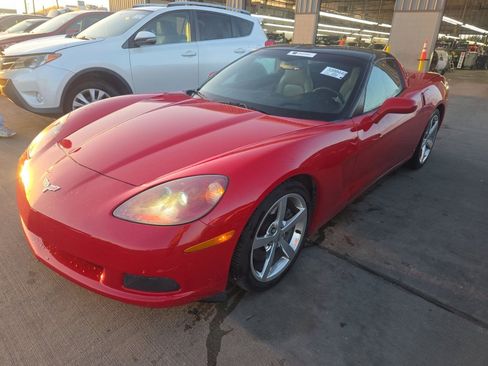 Used 2008 Chevrolet Corvette Coupe w/ Preferred Equipment Group RWD image 1
