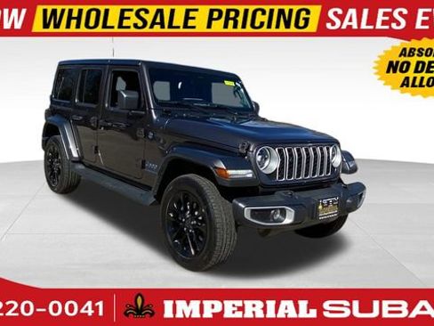 Used 2025 Jeep Wrangler Unlimited Sahara image 1
