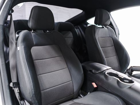 Used 2015 Ford Mustang Coupe w/ Equipment Group 051A image 31