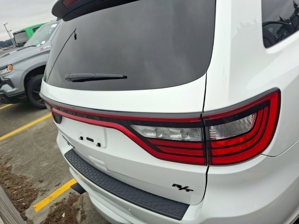 Used 2024 Dodge Durango R/T AWD/4WD image 7
