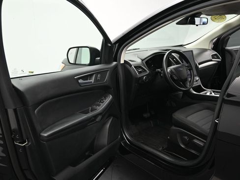 Used 2023 Ford Edge SE AWD/4WD image 12