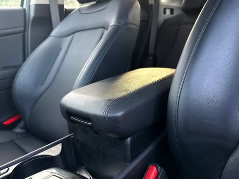 Used 2024 Kia Sportage EX FWD image 20