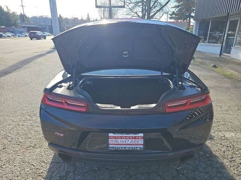 Used 2018 Chevrolet Camaro LT w/ RS Package image 11