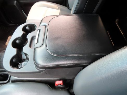 Used 2022 RAM 3500 Tradesman image 42