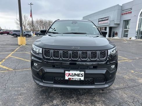 New 2026 Jeep Compass Latitude image 17