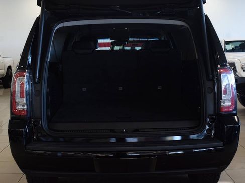 Used 2018 GMC Yukon XL SLT AWD/4WD image 20