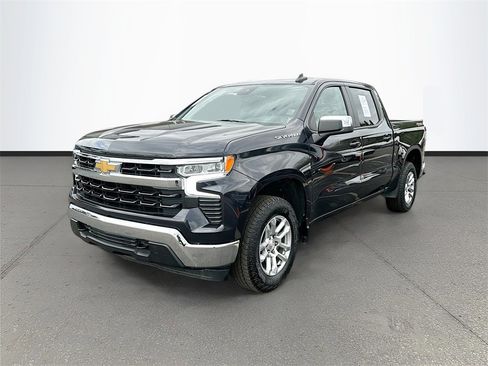 Used 2022 Chevrolet Silverado 1500 LT image 3