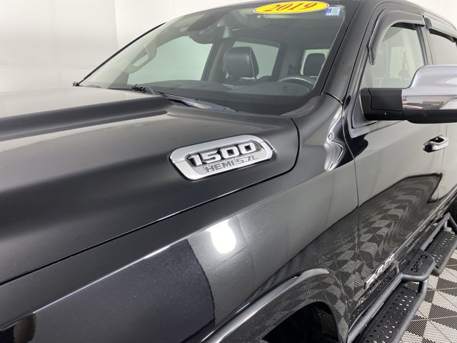 Used 2019 RAM 1500 Laramie AWD/4WD image 10