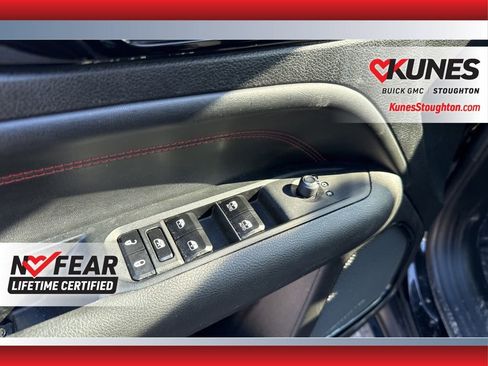 Used 2024 Jeep Compass Trailhawk image 20