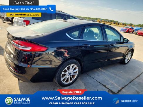 Used 2020 Ford Fusion SE FWD image 4