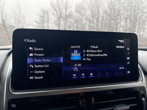 Used 2023 Lexus GX 460 Premium w/ Premium Package image 21