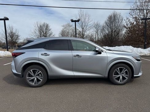 Used 2025 Lexus RX 350 Premium w/ Accessory Package image 5