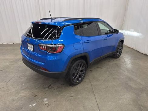 New 2026 Jeep Compass Latitude image 22