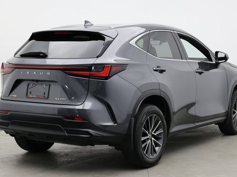 Used 2022 Lexus NX 250 FWD image 7