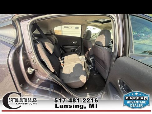 Used 2018 Honda HR-V EX image 17