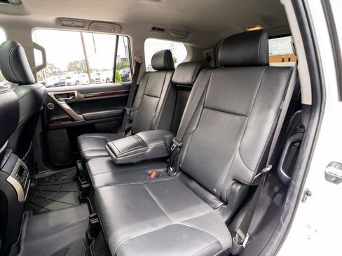 Used 2018 Lexus GX 460 Luxury AWD/4WD image 45