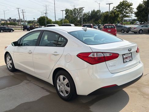 Used 2016 Kia Forte LX FWD image 6