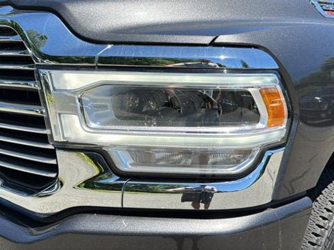 Used 2024 RAM 2500 Laramie w/ Safety Group AWD/4WD image 9