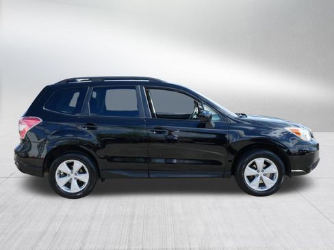 Used 2016 Subaru Forester 2.5i Premium w/ Popular Package #2 AWD/4WD image 8