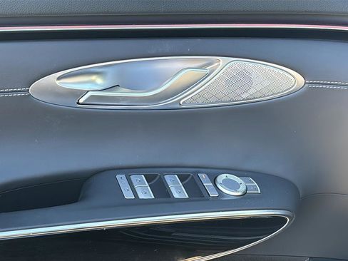 Certified 2026 Genesis GV70 2.5T AWD/4WD image 13