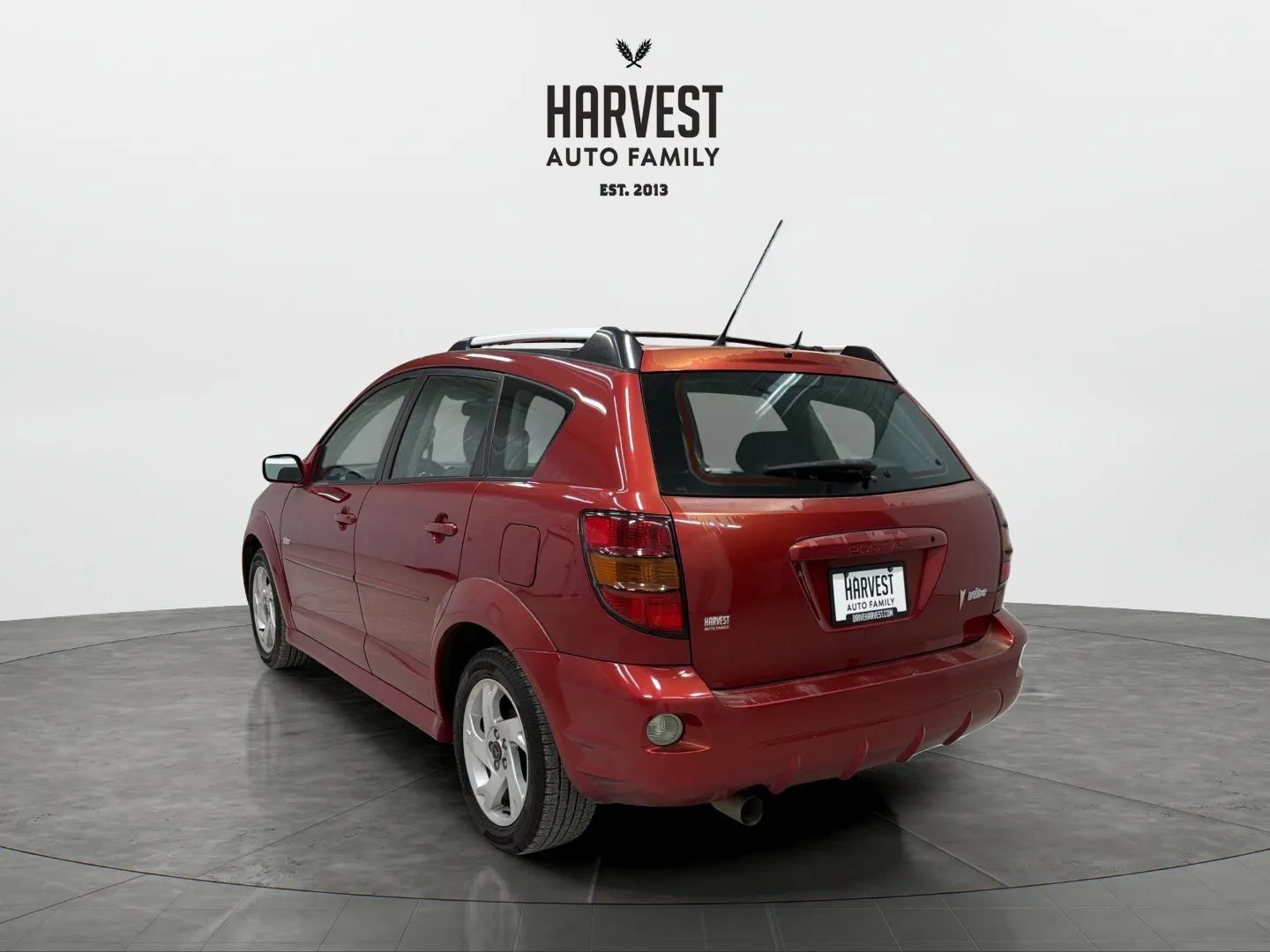 Used 2006 Pontiac Vibe w/ Sport Package FWD image 4