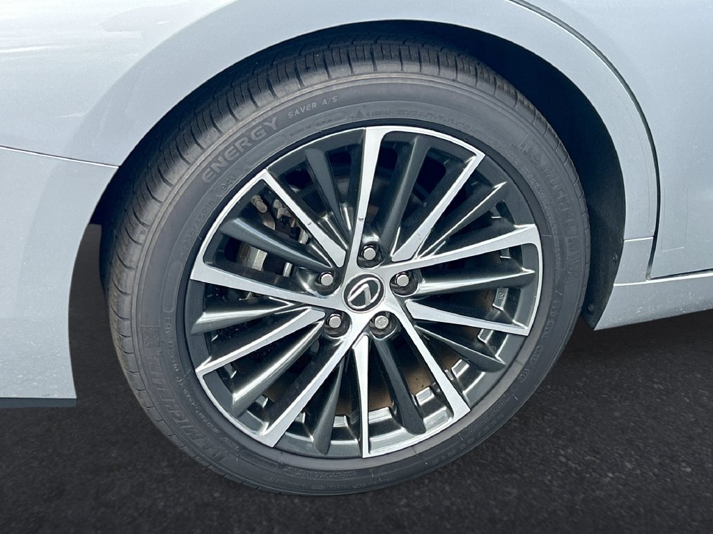 Used 2025 Lexus ES 350 w/ Premium Package FWD image 17