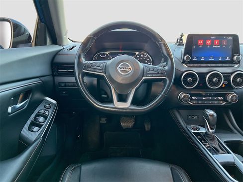 Used 2023 Nissan Sentra SR w/ SR Premium Package image 22