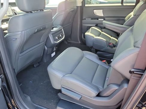 New 2027 Ford Expedition Max Active AWD/4WD image 12