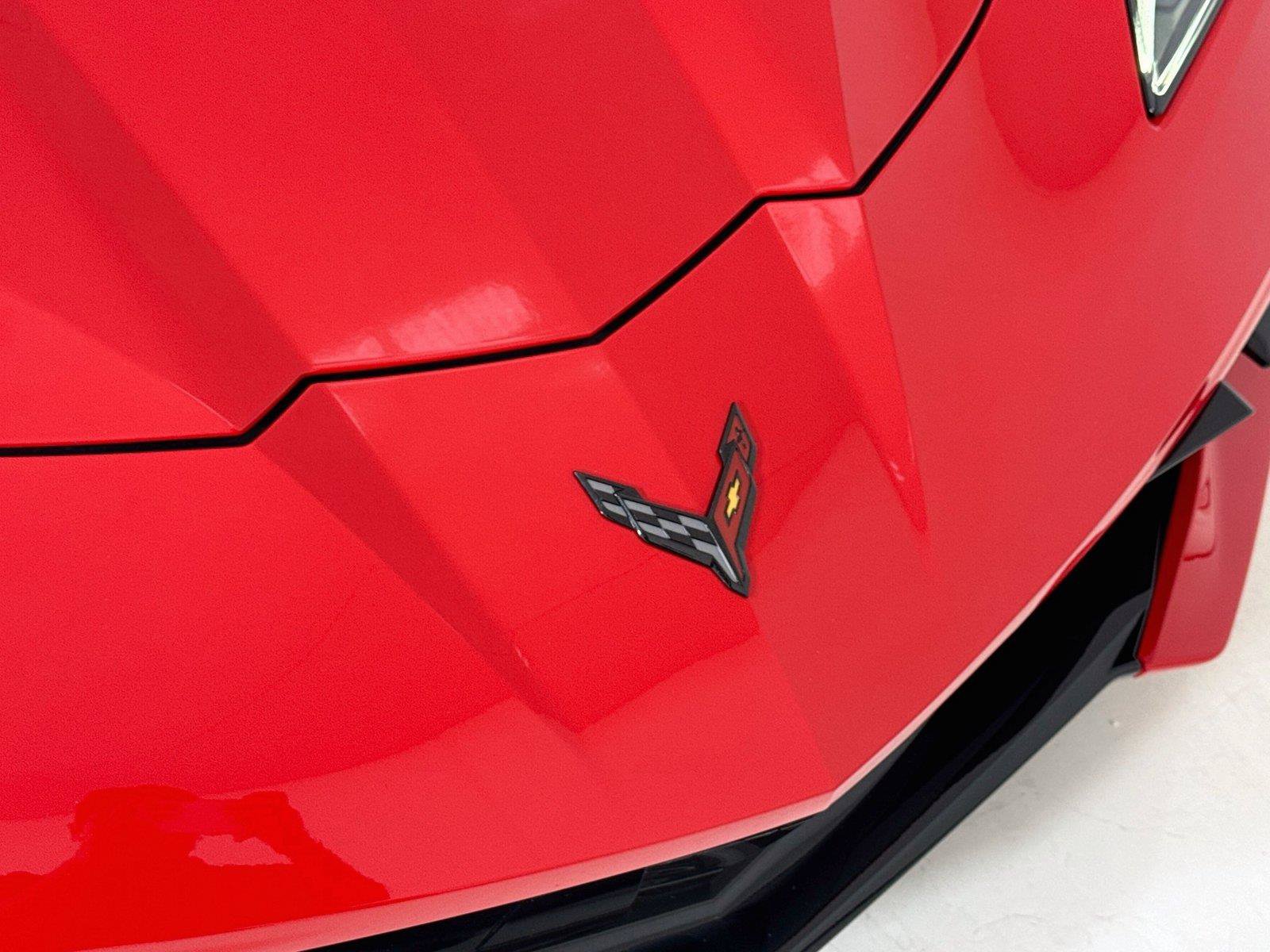 Used 2020 Chevrolet Corvette Stingray Coupe w/ 1LT RWD image 32