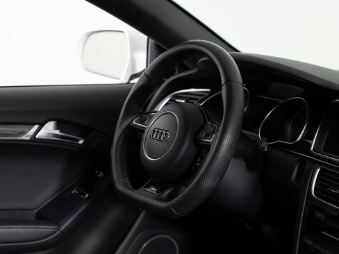 Used 2013 Audi RS 5 Coupe image 22