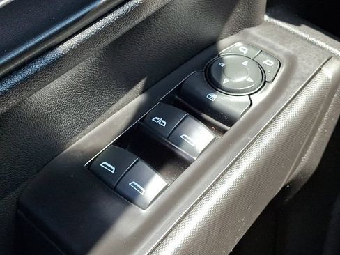 Used 2019 Chevrolet Silverado 1500 Custom Trail Boss w/ Custom Convenience Package AWD/4WD image 29