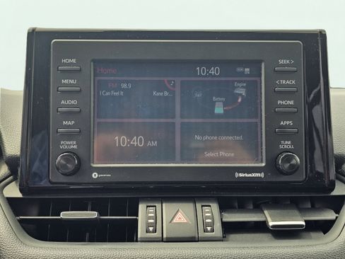 Used 2021 Toyota RAV4 XLE Premium AWD/4WD image 31