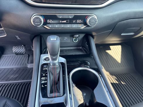 New 2025 Nissan Altima 2.5 SR w/ SR Premium Package image 19